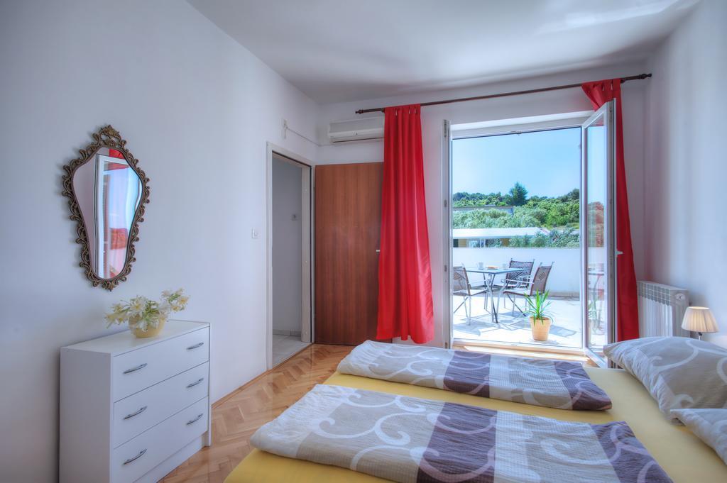 Apartments Irena Езера Номер фото
